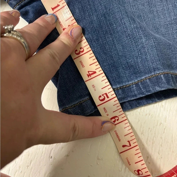 Joes Jean Shorts Size 25 Reverse Hem Casual Patchwork Dark Wash Stretch Denim - Picture 5 of 8